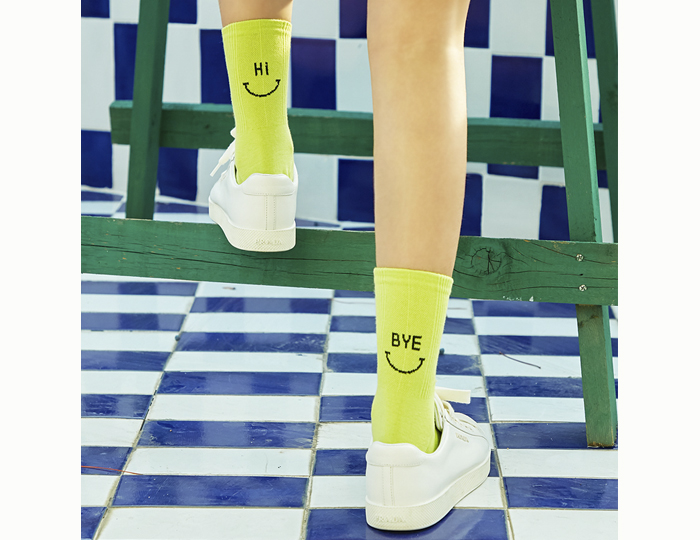 <b>HI&BYE Smile Socks</b>