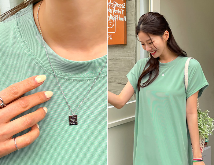 <b>English Square Coin Necklace</b>